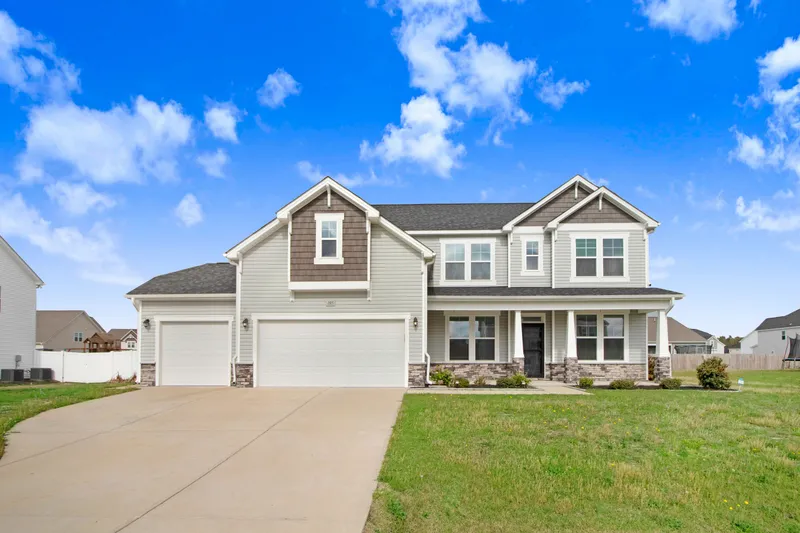 105 Salmon Lane, Princeton